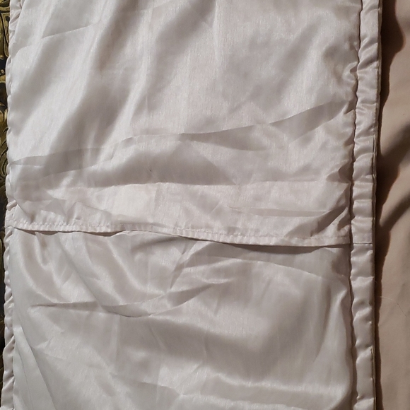 JCP CHRIS MADDEN PLEATED BEIGE & CREAM MODERN (2) EURO PILLOW SHAMS 21x27 - Picture 4 of 5